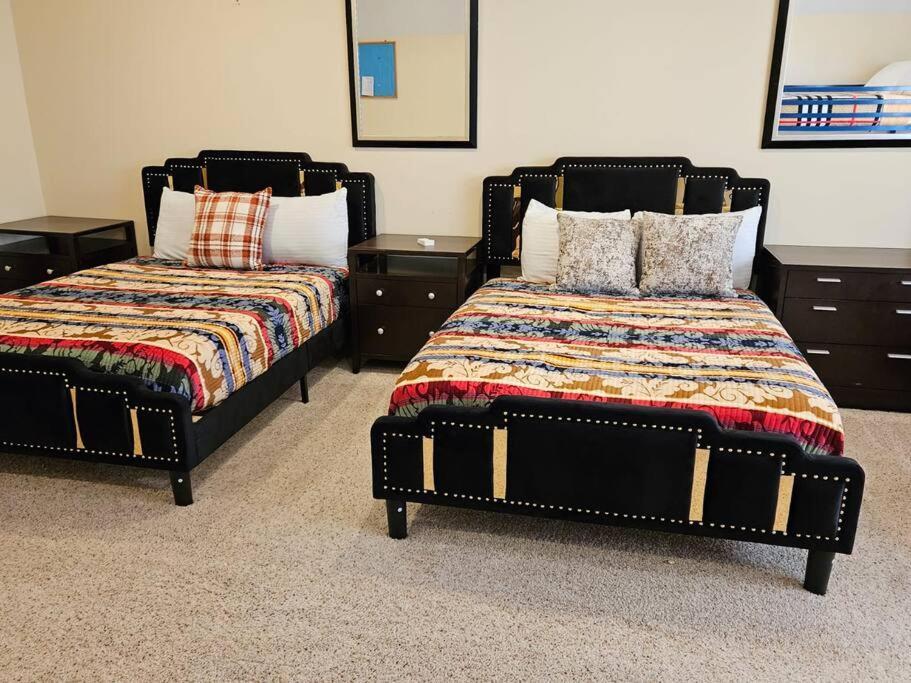 Peaceful & Elegant Sleeps 16 With Pool Near Mall * Memphis